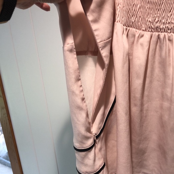 Lauren Conrad dusty pink w black accents strappy  sleeveless top cami L - Picture 5 of 8